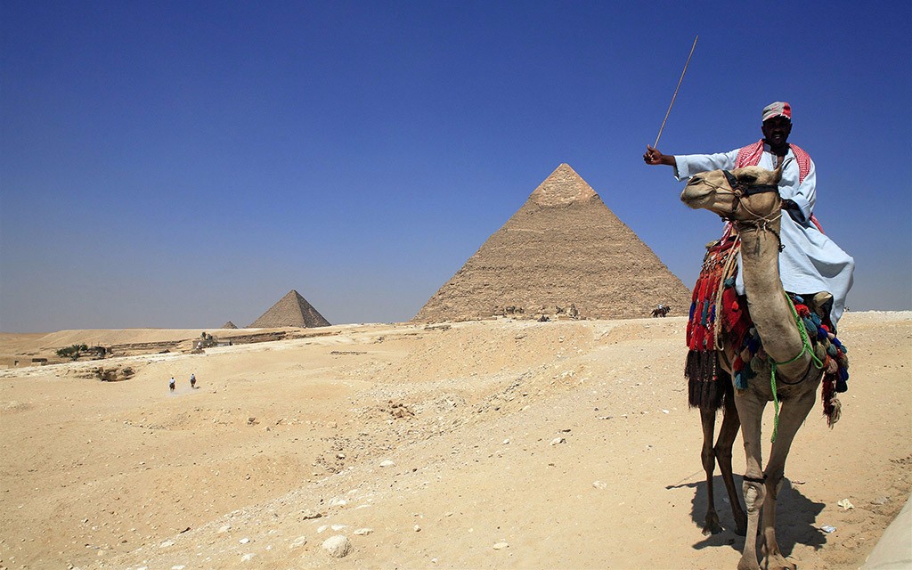 Photo-Courtesy-of-Egypt-Tourist-Authority_Pyramids