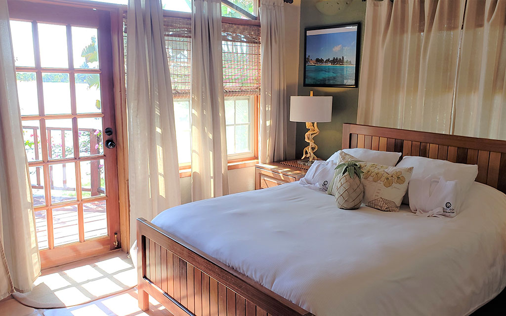 Guest-Bed-Villa-1-Chabil-Mar-Resort-Belize
